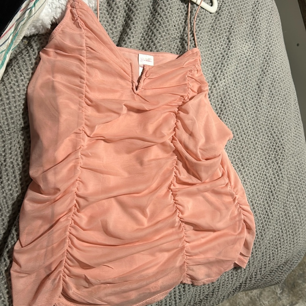 Peach tank